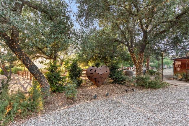 18940 Littlefield Lane, Valley Center CA: https://media.crmls.org/mediaz/f8348c50-d08b-430d-bd73-48037ca9dd7a.jpg