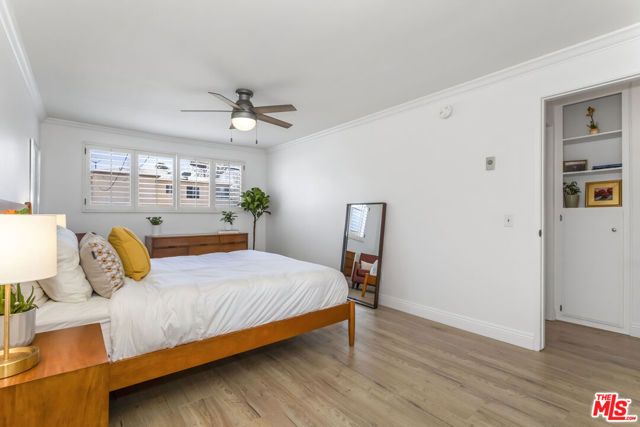 428 Hill Street, Santa Monica CA: https://media.crmls.org/mediaz/f8359358-ff9d-4038-9b10-c18b2666e266.jpg