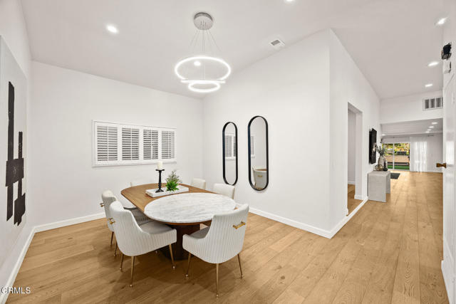 Image 18 of 76 For 4754 Palm Drive