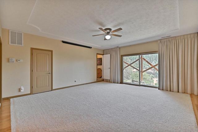 18757 Sunrise Way, Tuolumne CA: https://media.crmls.org/mediaz/f836ba32-89fa-468d-a09e-6f58978415b8.jpg
