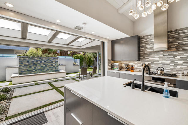 Image 2 of 35 For 580 Panga Way