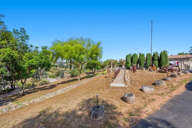 12220 Valhalla Drive, Lakeside CA: https://media.crmls.org/mediaz/f836d778-8a42-460f-ba6e-d088791908a4.jpg