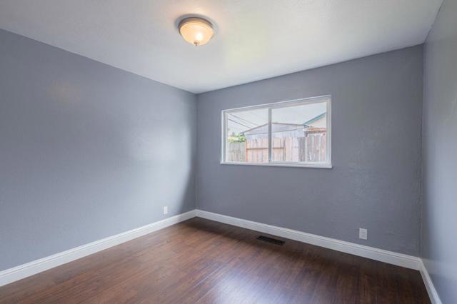 114 Iris Drive, Salinas CA: https://media.crmls.org/mediaz/f8384203-e559-49bc-a948-f3408f6fb15e.jpg