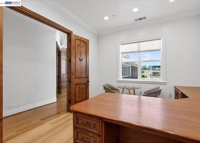 Image 37 of 60 For 920 Happy Valley Rd