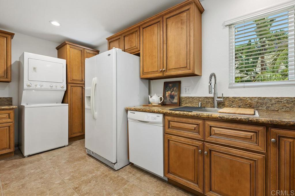 4574 Sunrise - photo 13