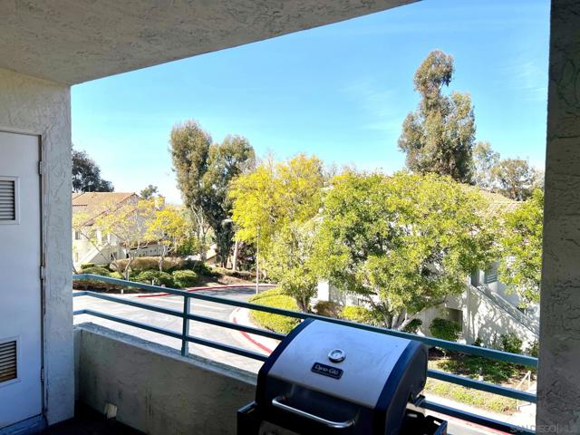 9995 Scripps Westview Way, San Diego, California 92131, 2 Bedrooms Bedrooms, ,2 BathroomsBathrooms,Condominium,For Sale,Scripps Westview Way,250019520SD