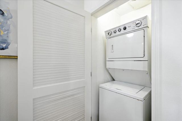 10745 N De Anza Boulevard, Cupertino CA: https://media.crmls.org/mediaz/f83a3f8b-1509-4fd2-b590-b0033bb7309a.jpg