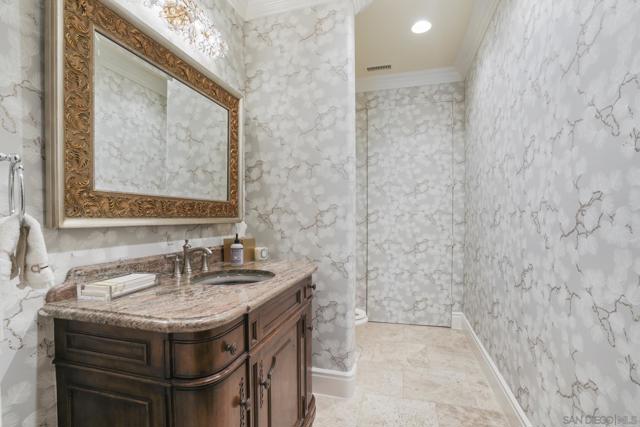 16356 Rambla De Las Flores, Rancho Santa Fe CA: https://media.crmls.org/mediaz/f83a4bd9-1fbf-49a9-a2e5-d4b60442c486.jpg