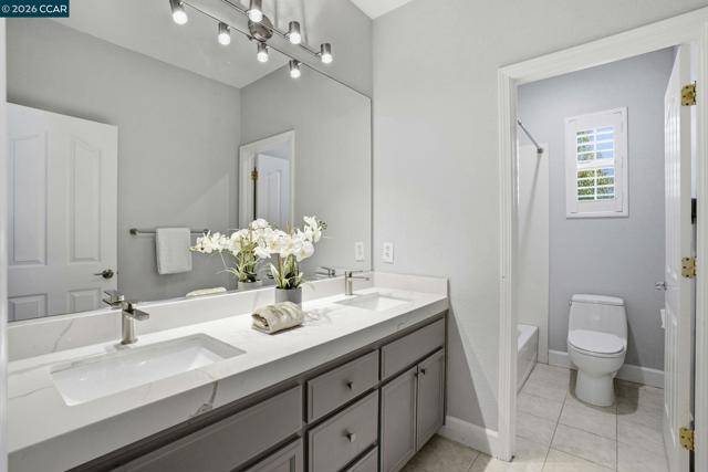 Image 27 of 43 For 5244 Montecito Dr