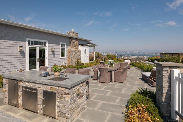 3603 Carleton St, San Diego CA: https://media.crmls.org/mediaz/f83aee95-fe50-4fc7-bc54-a667ba939b40.jpg