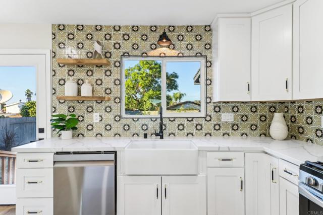 Detail Gallery Image 15 of 49 For 6862 Rosefield Dr, La Mesa,  CA 91942 - 3 Beds | 2 Baths