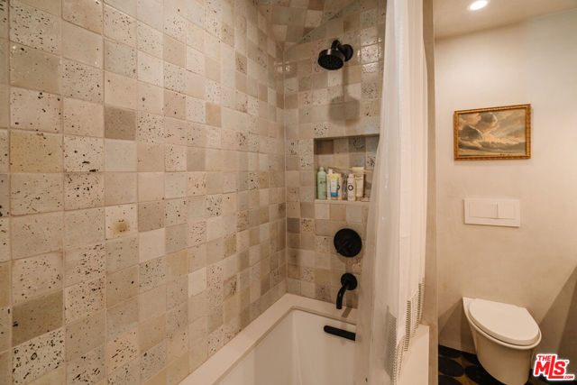 2002 Tuna Canyon Road, Topanga CA: https://media.crmls.org/mediaz/f83b93e1-1b96-4858-83ac-3ba7b74556b4.jpg