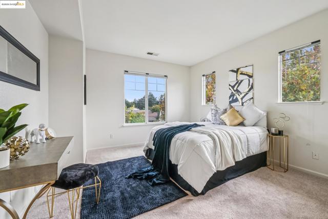 1861 Parkside Dr, Concord CA: https://media.crmls.org/mediaz/f83c8768-9049-46ba-9e1c-847504c34e2b.jpg