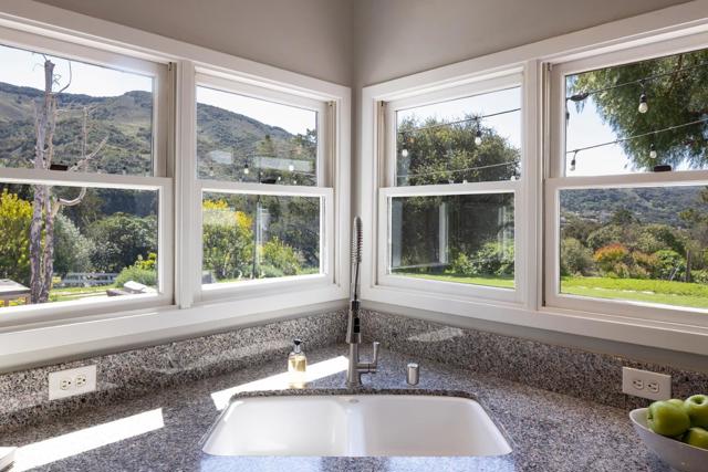 929 W Carmel Valley Road, Carmel Valley CA: https://media.crmls.org/mediaz/f83ce425-c98b-439a-808c-8f34363fadc7.jpg