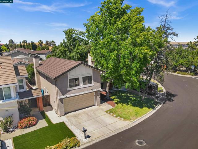 2329 Sweetwater Dr, Martinez CA: https://media.crmls.org/mediaz/f83dd328-3e7c-4cae-9fd3-85fa47d8396a.jpg