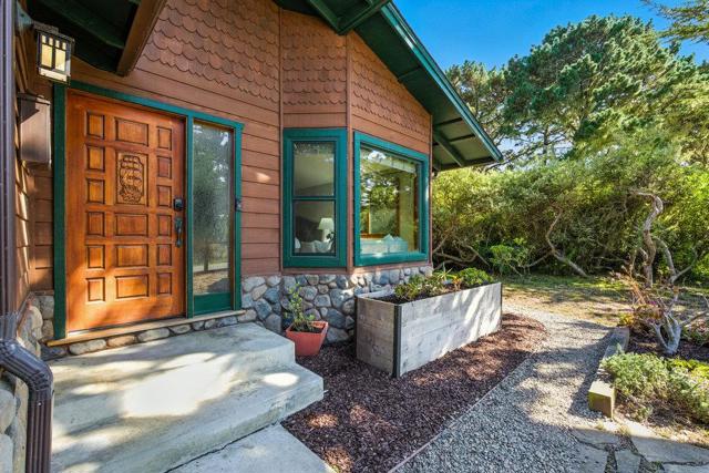 430 Marine Boulevard, Moss Beach CA: https://media.crmls.org/mediaz/f83e783d-279c-47f5-8136-5c6b652a0dd8.jpg