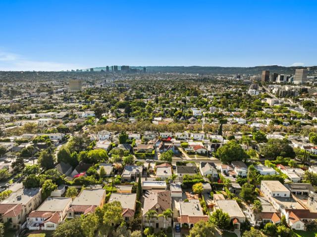 1250 Hauser Boulevard, Los Angeles CA: https://media.crmls.org/mediaz/f83ea9a0-53d2-422e-a51d-b0903da047a9.jpg