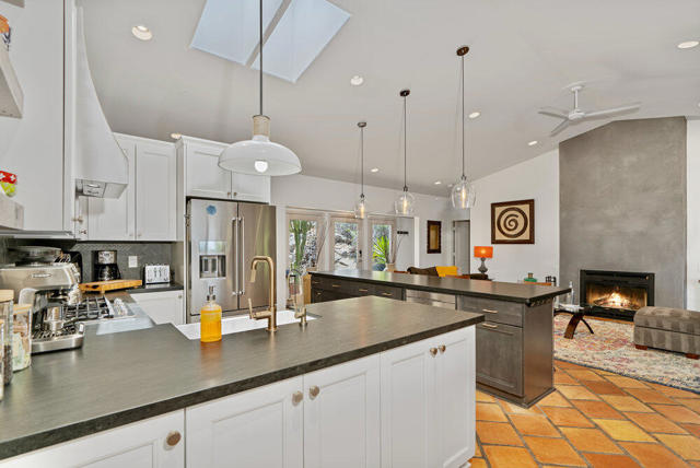 Image 18 of 73 For 12471 Mirar De Valle Road