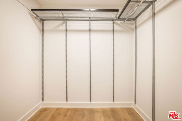 616 N Croft Avenue, West Hollywood CA: https://media.crmls.org/mediaz/f840e083-0ff4-4d7c-b4c3-452d88e29b3a.jpg