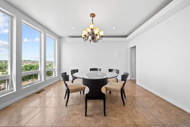 Detail Gallery Image 17 of 49 For 20202 Deerhorn Valley Rd, Jamul,  CA 91935 - 4 Beds | 4 Baths
