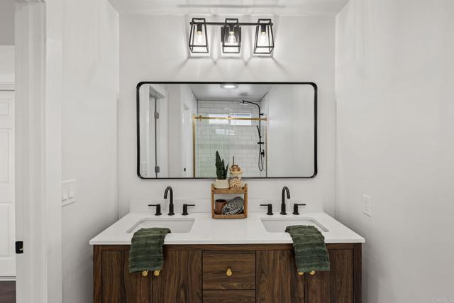 752 Quiet Place, Escondido CA: https://media.crmls.org/mediaz/f84174e5-2bc8-41a6-b33c-7dbab105a74f.jpg