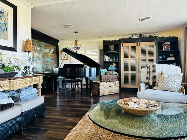 Detail Gallery Image 7 of 31 For 1930 W San Marcos Bld #263,  San Marcos,  CA 92078 - 2 Beds | 2 Baths