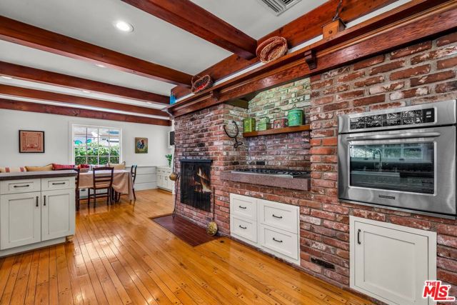 3 Bed Home for Sale in Sherman Oaks, California