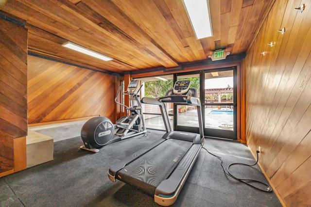 58 N El Camino Real, San Mateo CA: https://media.crmls.org/mediaz/f8432ec1-f030-4110-8203-4dbc4705e80a.jpg