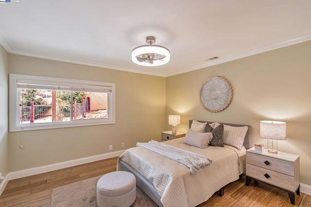 6703 Crow Canyon Rd, Castro Valley CA: https://media.crmls.org/mediaz/f8439e02-5eed-42fc-803a-8e86397b5c35.jpg