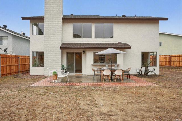 909 Loma, Chula Vista CA: https://media.crmls.org/mediaz/f843b11d-8633-463a-b026-bf3d08147b09.jpg