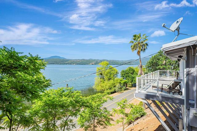 12340 Lakeshore Drive, Clearlake CA: https://media.crmls.org/mediaz/f844824a-f4c3-4696-993f-c31c0b129bd3.jpg