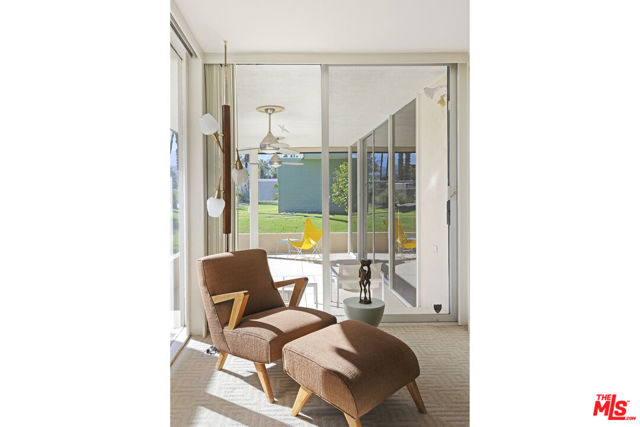 6 Cody Court, Rancho Mirage CA: https://media.crmls.org/mediaz/f8448837-0aa8-4fc1-851f-ed6b8219c1d1.jpg