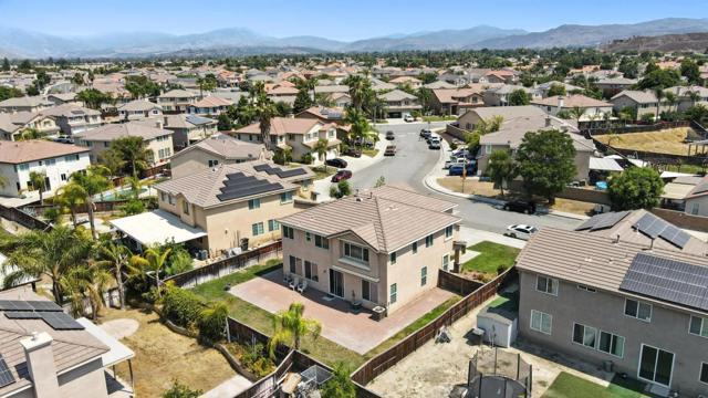 1553 Coldridge Circle, San Jacinto CA: https://media.crmls.org/mediaz/f844b7f6-3be4-4cec-b687-f88996bca722.jpg