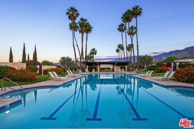 465 N Calle Rolph, Palm Springs CA: https://media.crmls.org/mediaz/f847f96d-f3b9-4fab-bd0a-20822c8fdfea.jpg