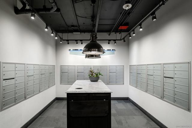 877 Island Ave, San Diego CA: https://media.crmls.org/mediaz/f8481b18-639e-4934-9585-c60916cb4e9d.jpg