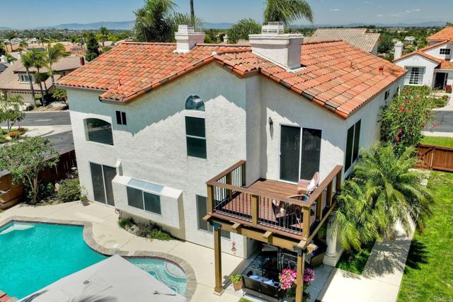 3737 Hillview Way, Oceanside CA: https://media.crmls.org/mediaz/f8482055-9e98-476c-b2d4-6a2cf559673f.jpg