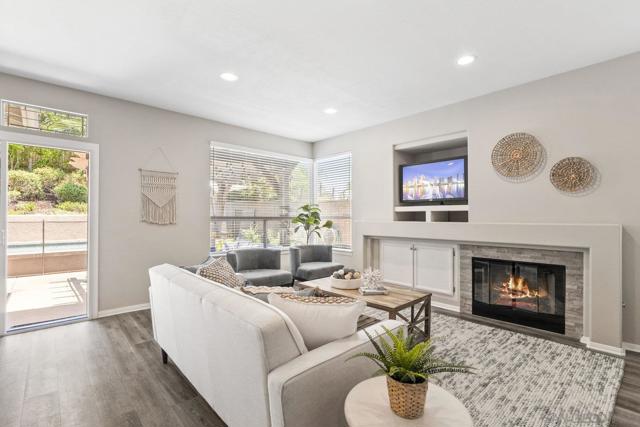 7878 Pipit Pl, San Diego CA: https://media.crmls.org/mediaz/f8487eb3-cc8d-426d-9940-e01983a08cc7.jpg