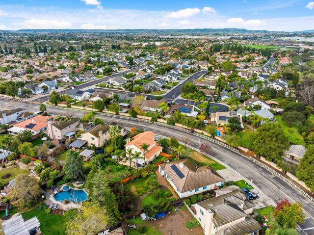 5761 Spur Ave, Oceanside CA: https://media.crmls.org/mediaz/f848838b-52a4-44b0-8d7a-f4a2d30465d6.jpg