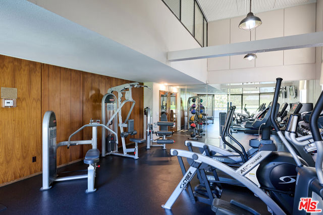 880 W 1st Street, Los Angeles CA: https://media.crmls.org/mediaz/f848a5f2-d781-4541-a642-2d1bf711a0a0.jpg