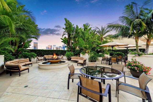 100 Harbor Dr, San Diego CA: https://media.crmls.org/mediaz/f849d9ae-e478-49bb-8c99-fcd978ec98bb.jpg