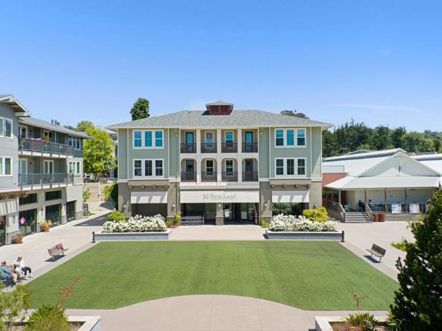 141 Aptos Village Way, Aptos CA: https://media.crmls.org/mediaz/f84a1f74-2e11-4841-9d53-3f591b1b4db8.jpg