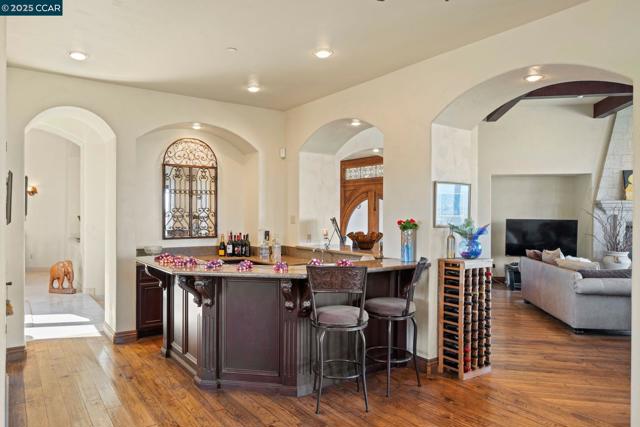 633 Kalthoff Cmn, Livermore CA: https://media.crmls.org/mediaz/f84cb714-a66e-47a1-8e2f-4f74f984101d.jpg