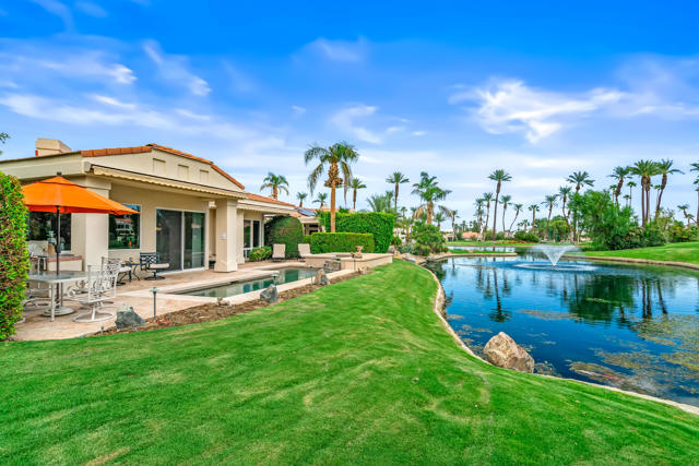 75063 Spyglass Drive, Indian Wells CA: https://media.crmls.org/mediaz/f84e1431-02f4-4614-8fbe-94074ad62318.jpg