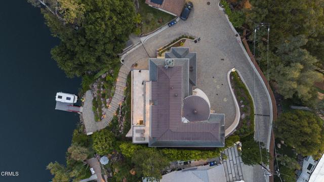 2112 Trentham Road,  CA: https://media.crmls.org/mediaz/f84e1a82-c13f-4ec2-b4c6-1e82dfb18ebf.jpg