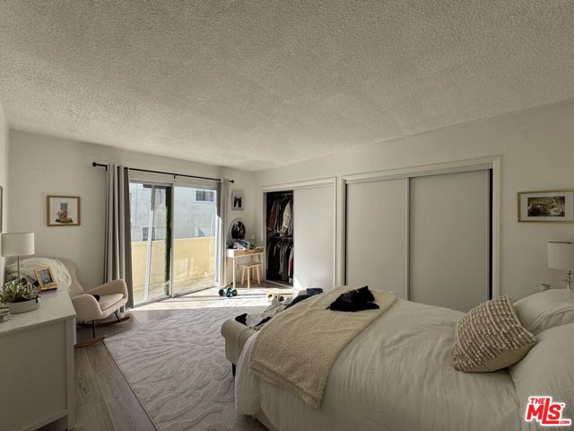 2803 Arizona Avenue, Santa Monica CA: https://media.crmls.org/mediaz/f84ec5b7-5fba-4020-95d3-18f0662954c5.jpg