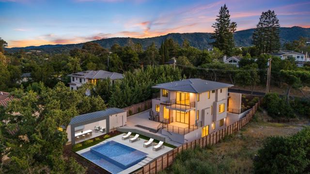 1127 Hillslope Place, Los Altos CA: https://media.crmls.org/mediaz/f84fef15-8234-457d-be7f-765bfea363e4.jpg