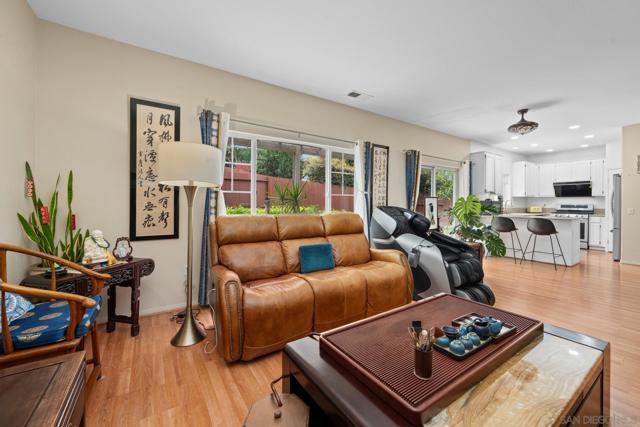 4111 Massachusetts Ave, La Mesa CA: https://media.crmls.org/mediaz/f84fefff-c8f1-46b5-b5d5-00e6fb53afac.jpg