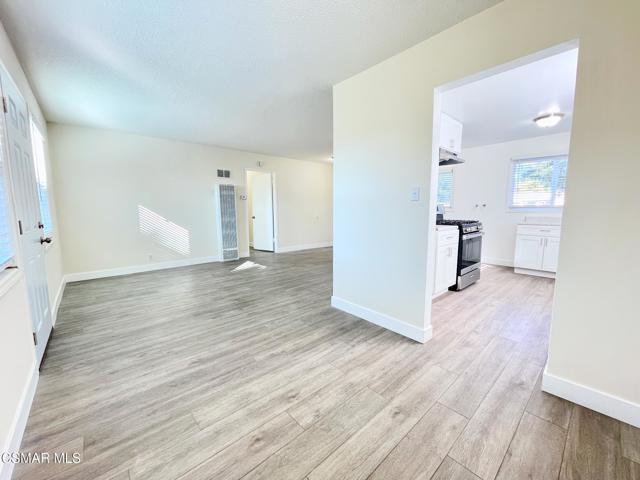 2057 Magnolia Street, Simi Valley CA: https://media.crmls.org/mediaz/f8525b1a-41c3-4c19-9ea2-42ced4e26bac.jpg