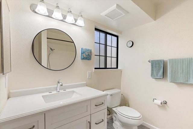 241 Quail Run Court, Monterey CA: https://media.crmls.org/mediaz/f852a569-53c9-4e2d-af84-38404dcc127f.jpg