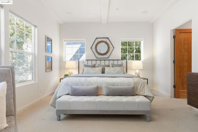 50 Pine Hills Ct, Oakland CA: https://media.crmls.org/mediaz/f852e44a-4825-422f-882b-d5b28d76b483.jpg